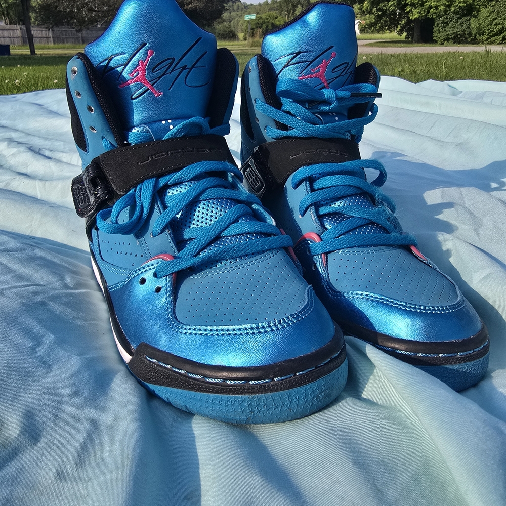 Air Jordan Royal-Blue Dream Kid's Basketball Sneakers, Size 5.5 - Picture 2 of 6